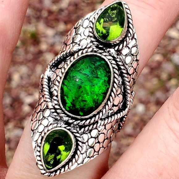 New Triplet Opal and Peridot 925 Silver Statement Ring. - Picture 13 of 16
